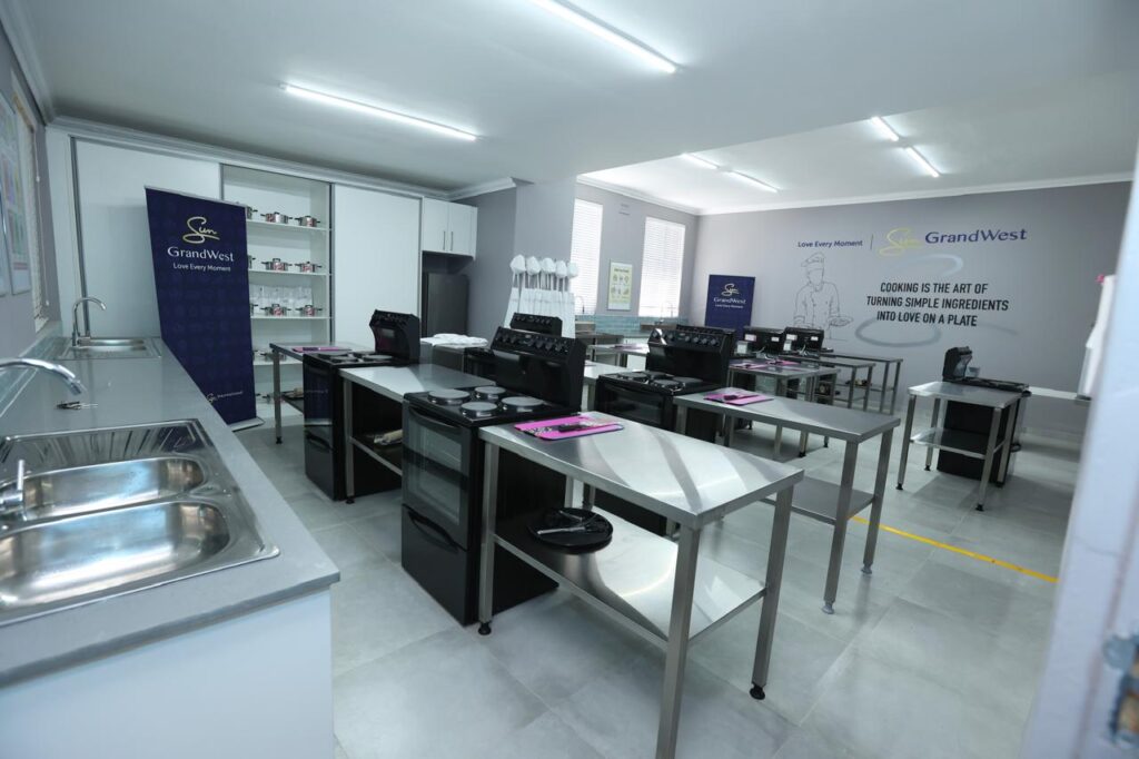 WhatsApp Image 2025-10-15 at 14.40.21_c9df6aef